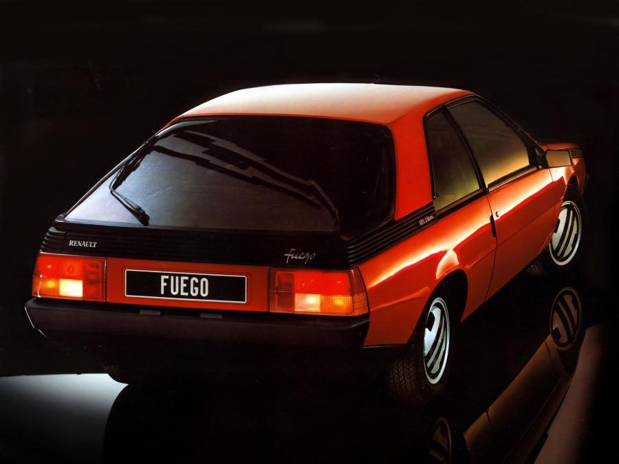  Renault Fuego Turbo 1983 года  (фото 2 из 8)